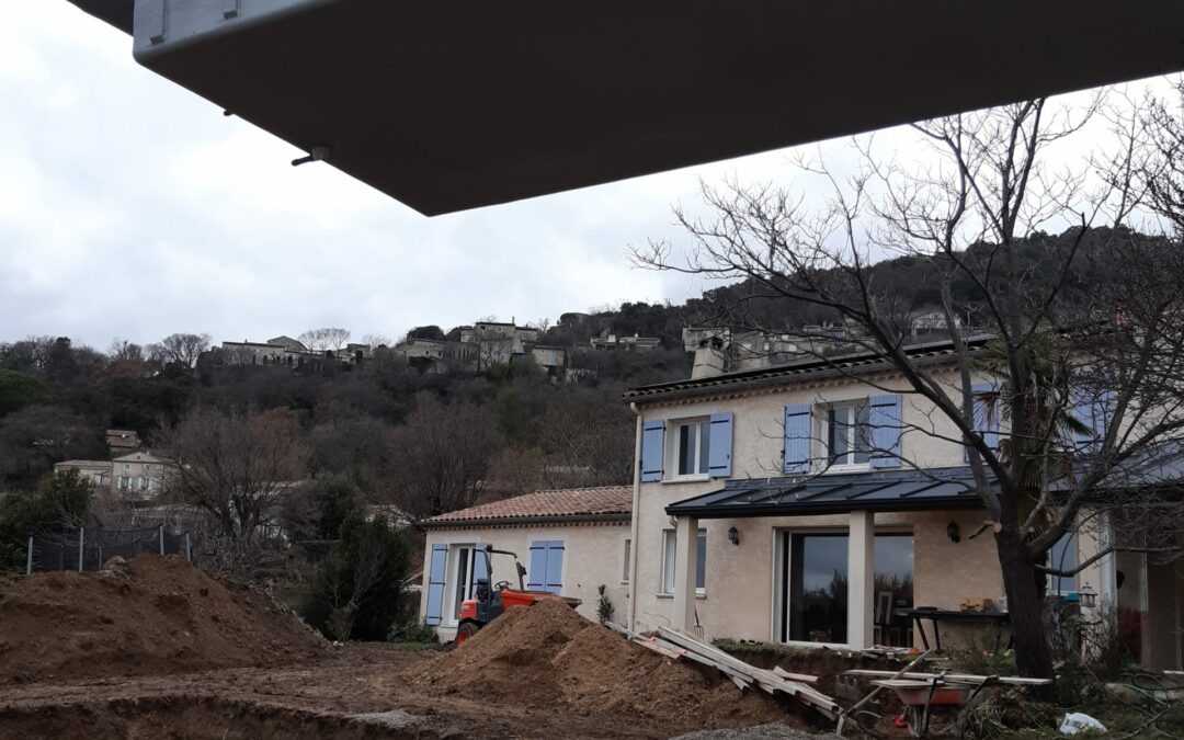 La plus grande piscine de MEDIESTER installée à SAVASSE